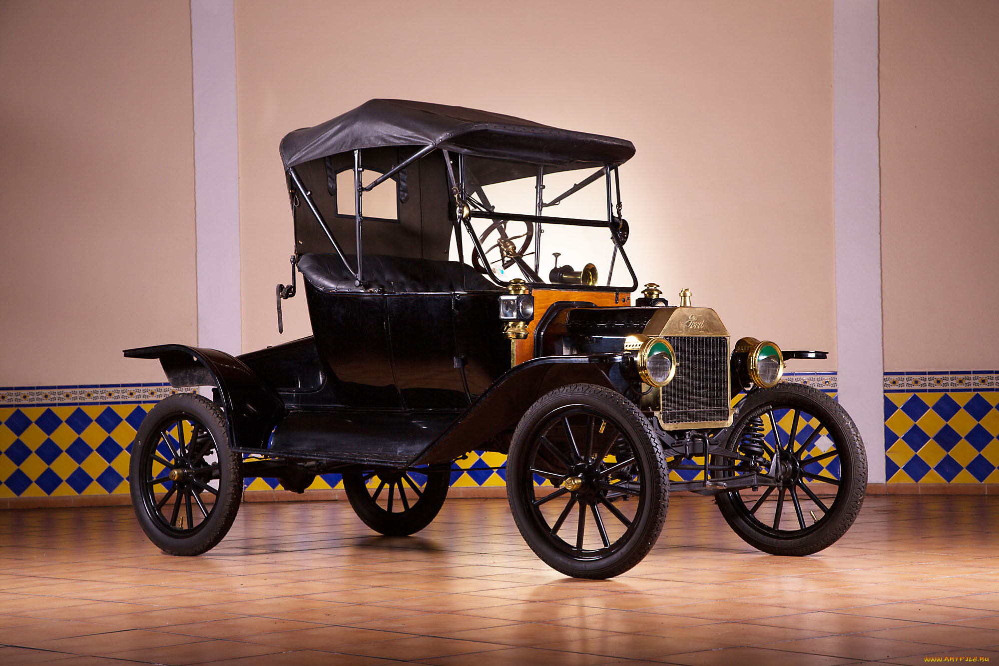 Модель т. Ford t Roadster 1913. Ford model t 1913. Ford model t 1913 модель. Ford model t родстер.